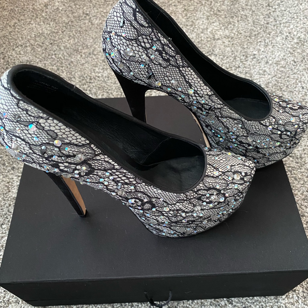 Ziginy Blacklabel Lace And Rhinestone Stilettos